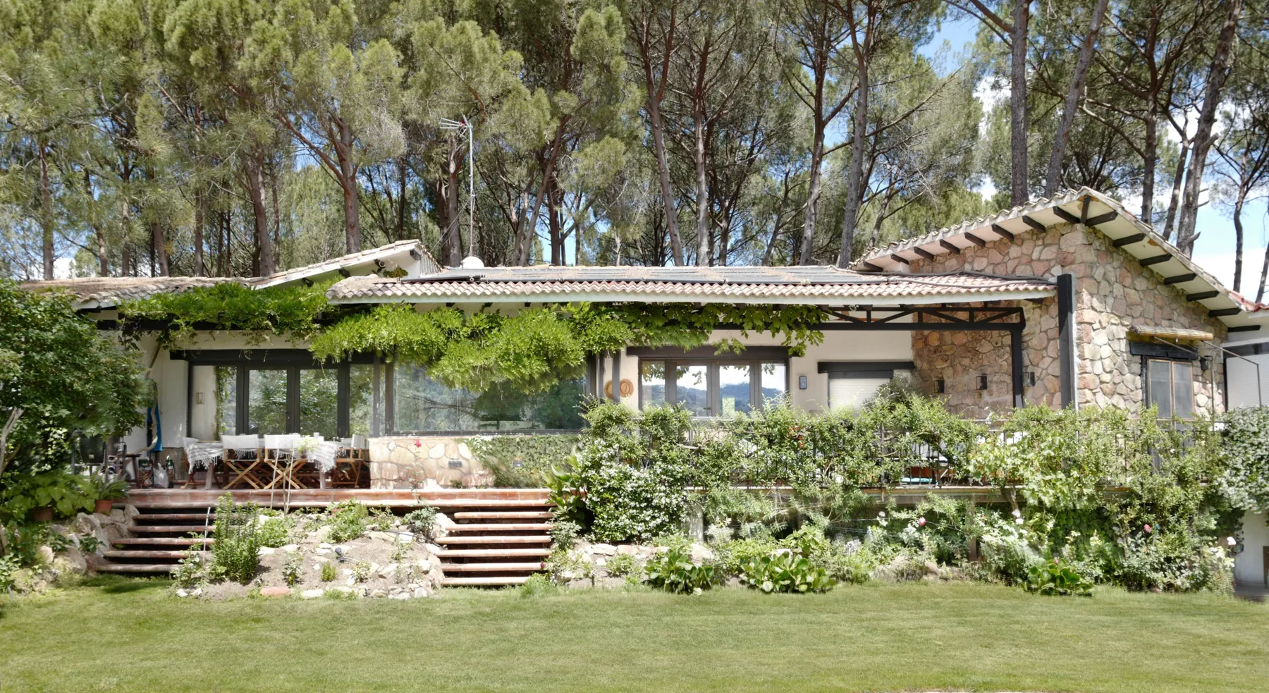 Vivienda en Calas de Guisando, House refurbishment in Ávila (Guisando, Ávila). Image 1